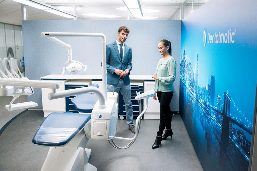Utrecht-Dental-showroom-tandartsstoelen-5